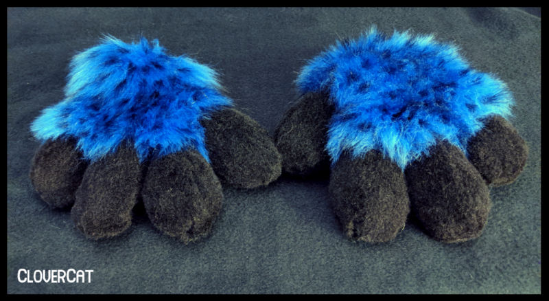 Handpaws: Blue, Black